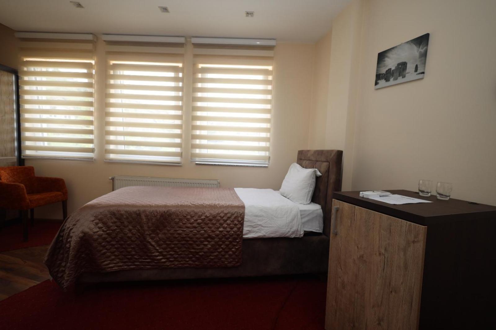 Apartmani Brocat โนวีปาซาร์ ภายนอก รูปภาพ