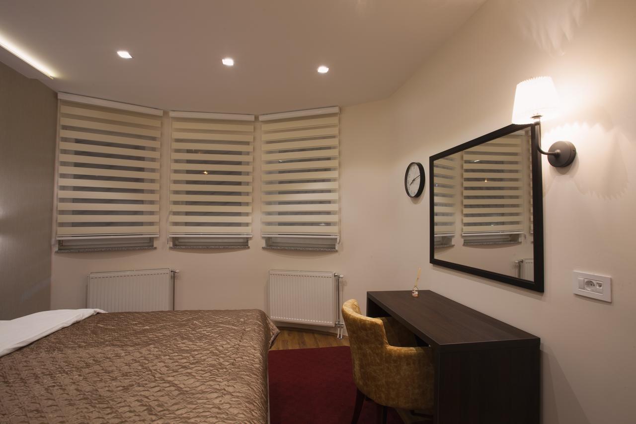 Apartmani Brocat โนวีปาซาร์ ภายนอก รูปภาพ