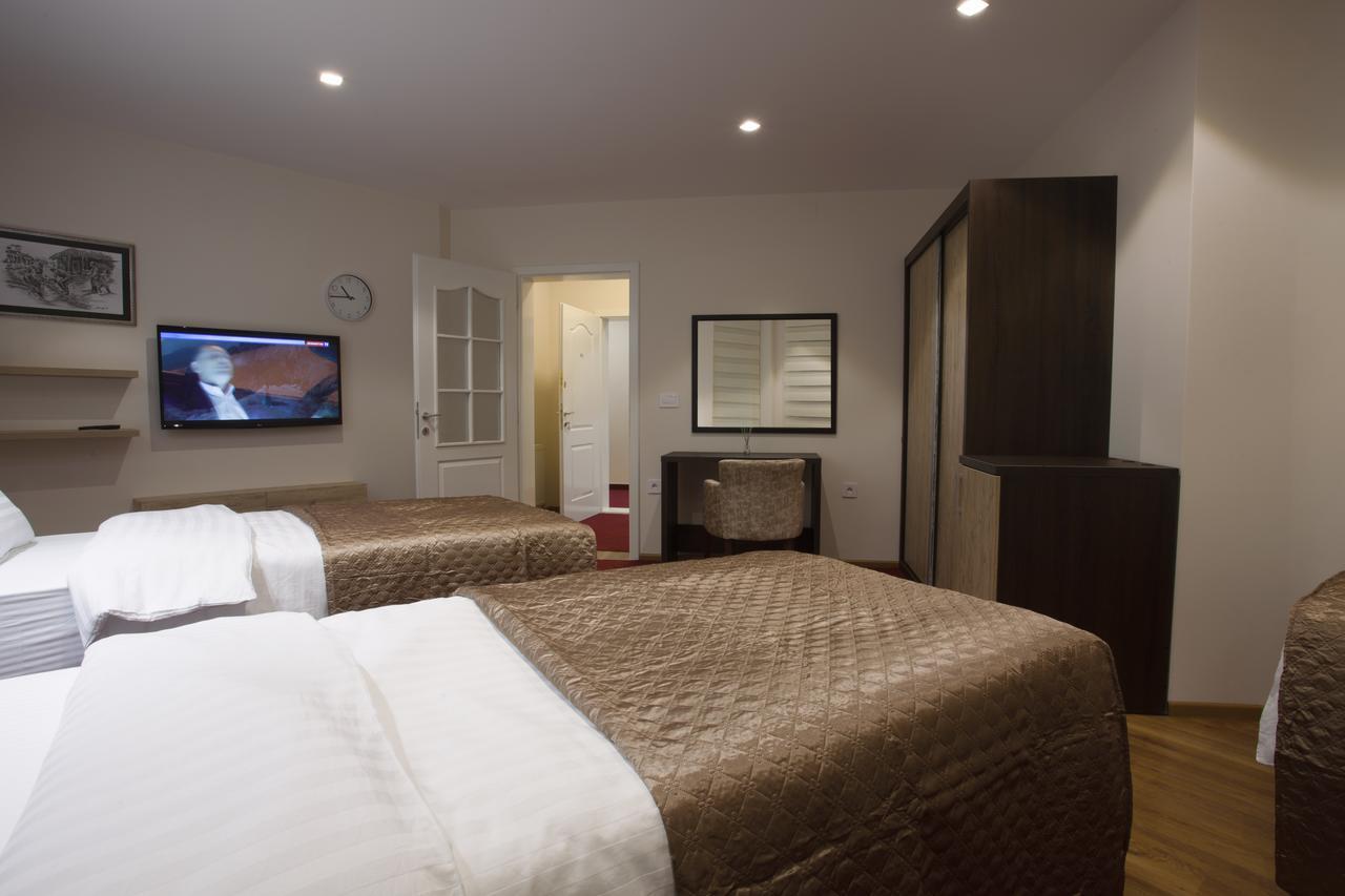 Apartmani Brocat โนวีปาซาร์ ภายนอก รูปภาพ