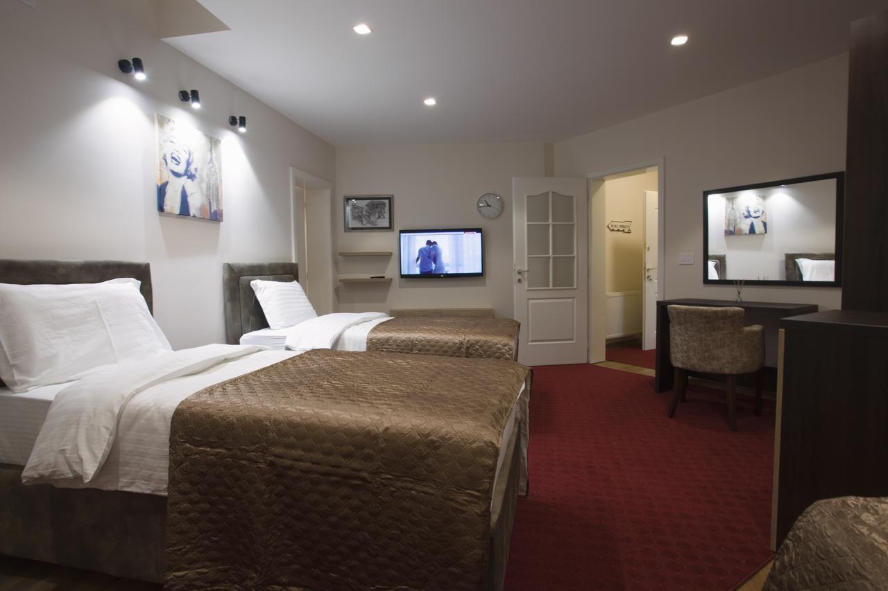 Apartmani Brocat โนวีปาซาร์ ภายนอก รูปภาพ