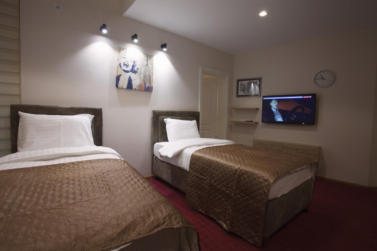 Apartmani Brocat โนวีปาซาร์ ภายนอก รูปภาพ